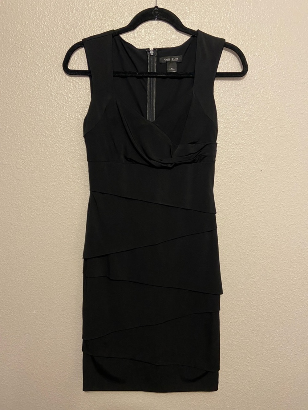 White House Black Market Black Sleeveless Tiered Sheath Dress, Size 4